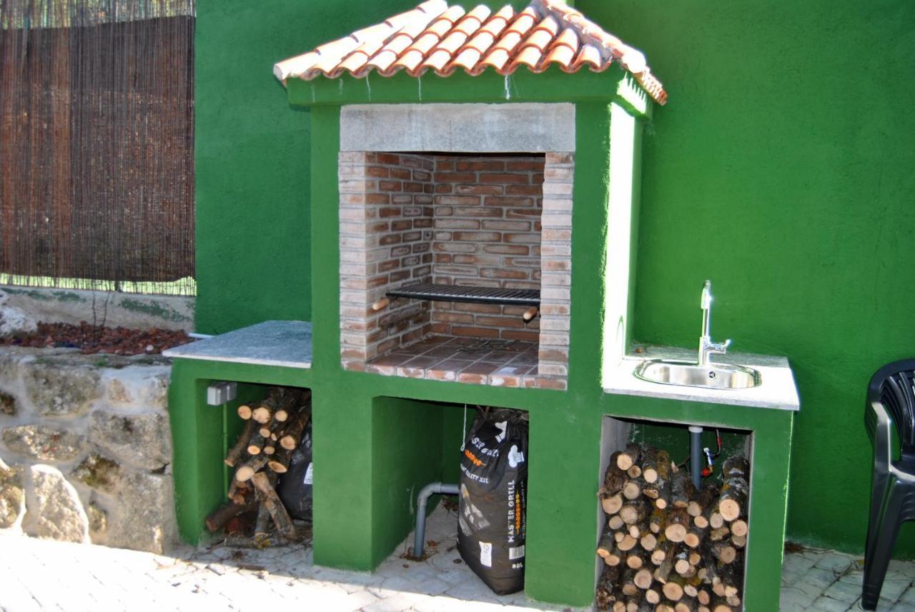 Collado Mediano Complejo Casas Rurales Mansiones Y Villas Deluxe מראה חיצוני תמונה